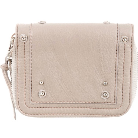 Chloé Paddington Logo-Embellished Compact Wallet - Picture 3 of 8